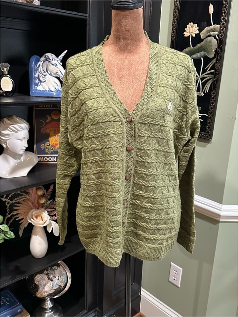 Monte Carlo Extra Fine Merino Wool Blend Cardigan – Green – Size 40 (US Medium)